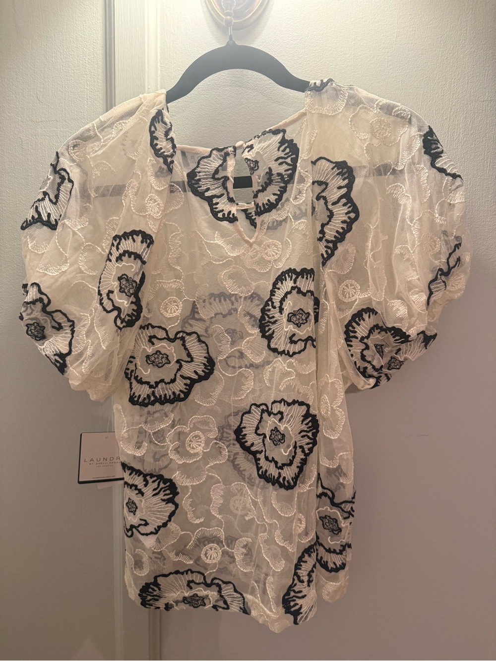 Laundry By Shelli Segal Ivory Lace Puff-Sleeve Top with Black Floral Embroidery